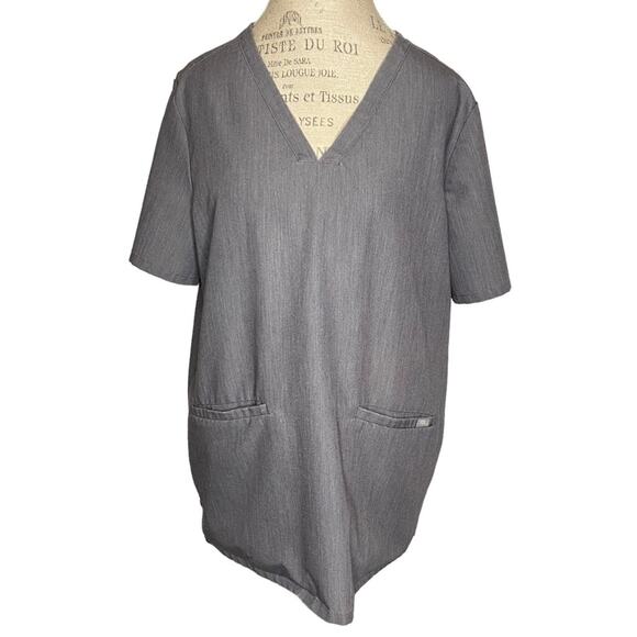 FIGS Technical Collection Casma Three-Pocket Scrub Top Graphite Women’s Size XL - Picture 5 of 13